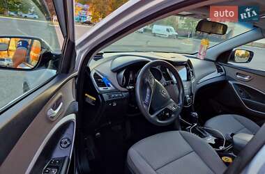 Позашляховик / Кросовер Hyundai Santa FE 2015 в 