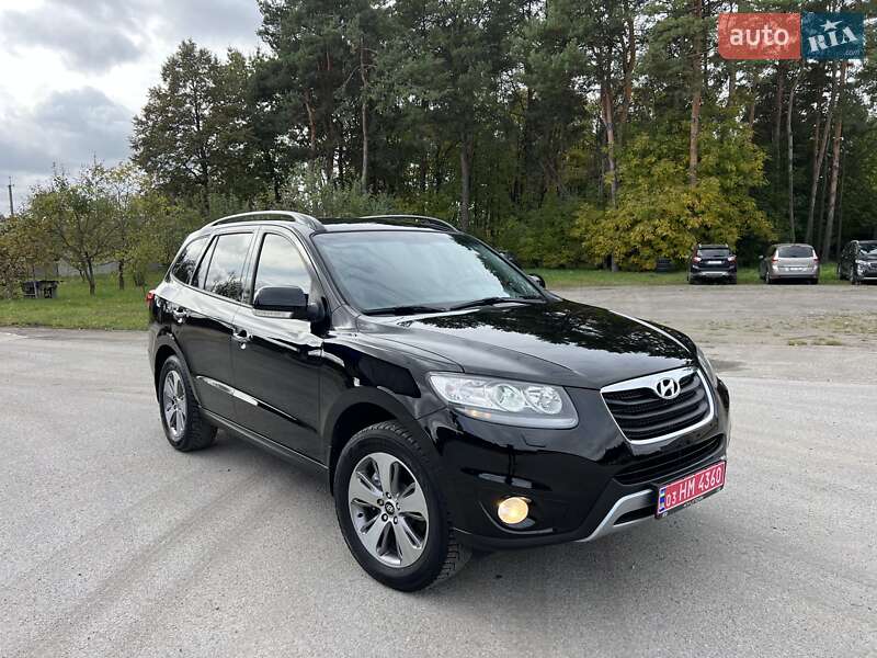 Внедорожник / Кроссовер Hyundai Santa FE 2012 в Радивилове
