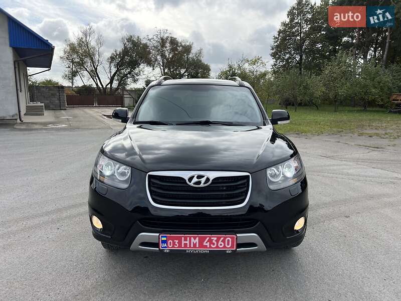 Внедорожник / Кроссовер Hyundai Santa FE 2012 в Радивилове