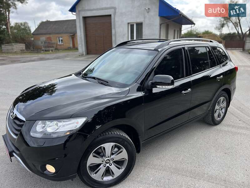Внедорожник / Кроссовер Hyundai Santa FE 2012 в Радивилове