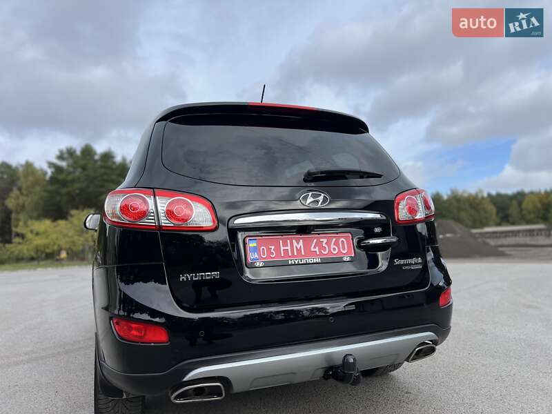 Внедорожник / Кроссовер Hyundai Santa FE 2012 в Радивилове