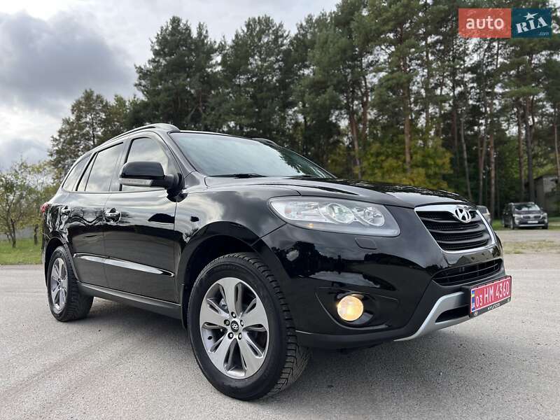Внедорожник / Кроссовер Hyundai Santa FE 2012 в Радивилове