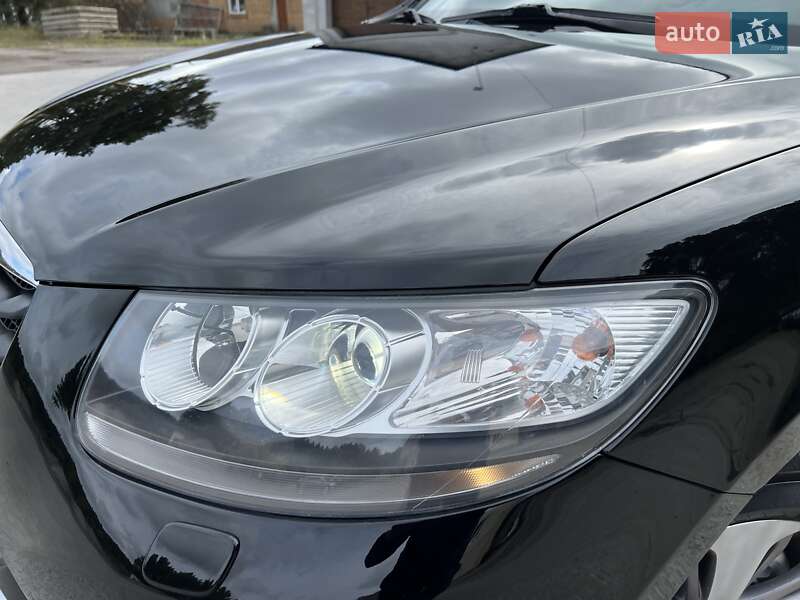 Внедорожник / Кроссовер Hyundai Santa FE 2012 в Радивилове