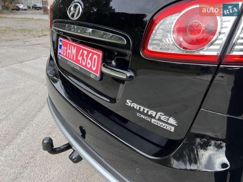 Внедорожник / Кроссовер Hyundai Santa FE 2012 в Радивилове