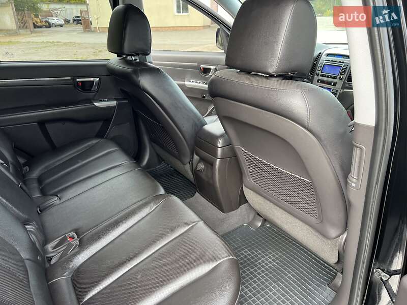 Внедорожник / Кроссовер Hyundai Santa FE 2012 в Радивилове