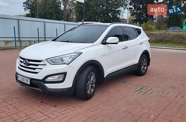 Внедорожник / Кроссовер Hyundai Santa FE 2014 в 