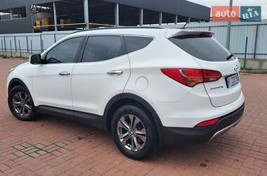 Внедорожник / Кроссовер Hyundai Santa FE 2014 в 