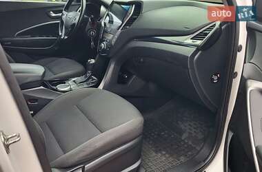 Внедорожник / Кроссовер Hyundai Santa FE 2014 в 
