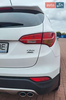 Внедорожник / Кроссовер Hyundai Santa FE 2014 в 