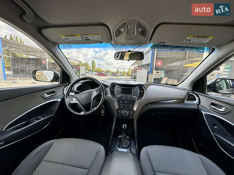 Внедорожник / Кроссовер Hyundai Santa FE 2018 в Каменец-Подольском