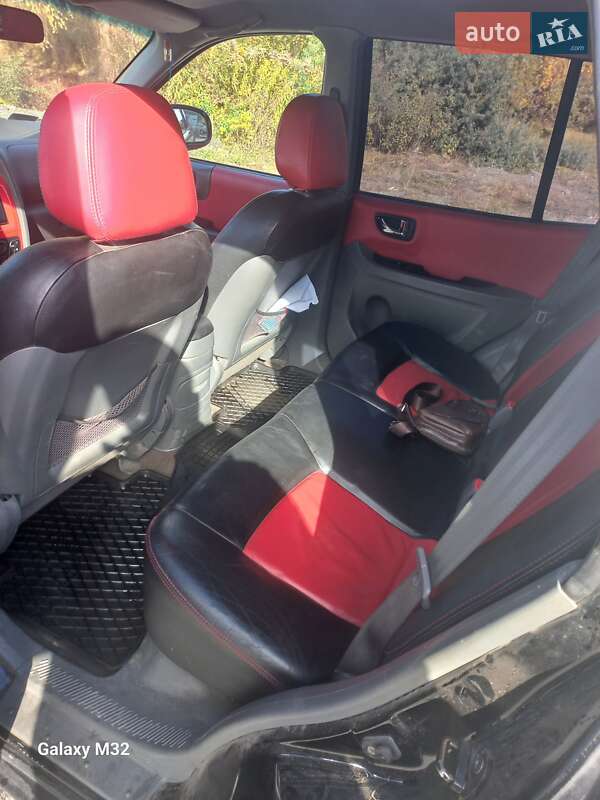 Позашляховик / Кросовер Hyundai Santa FE 2005 в Звягелі фото 4 Позашляховик / Кросовер Hyundai Santa FE 2005 в Звягелі