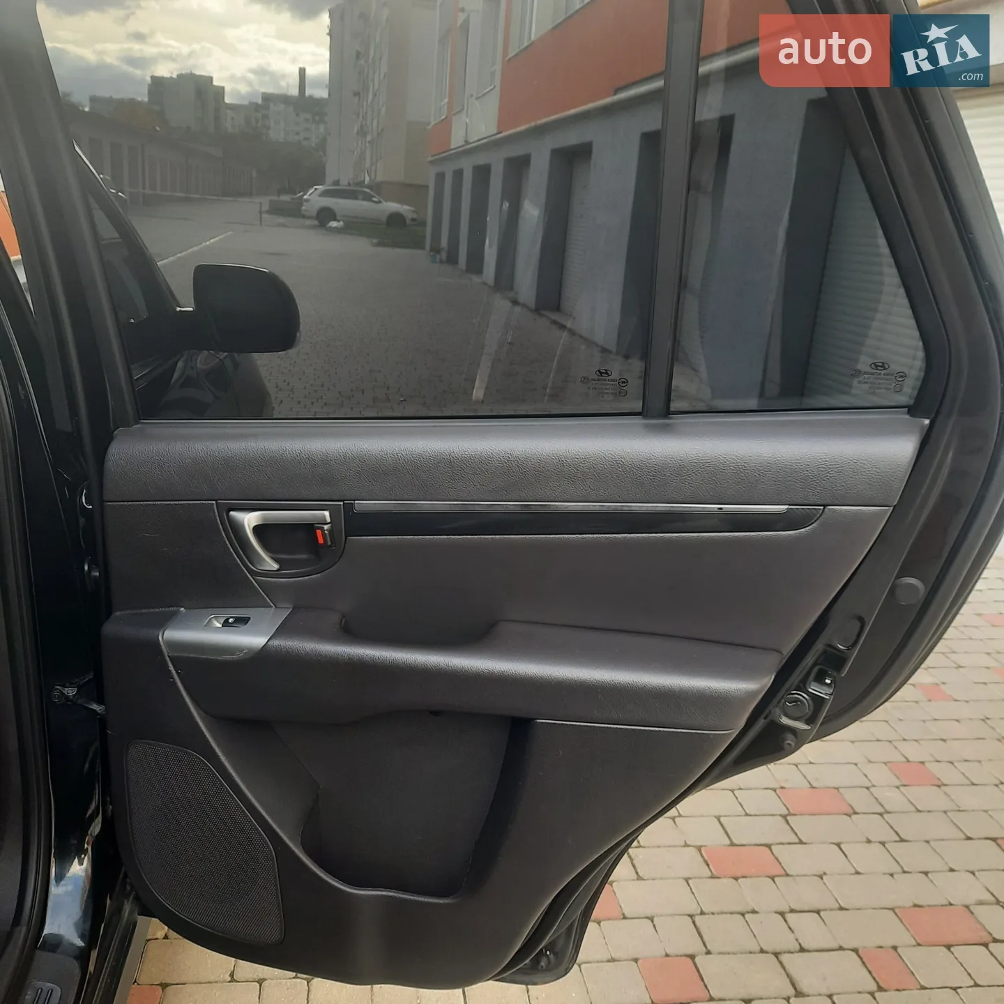 2010 Hyundai Santa Fe - мініатюра 10
