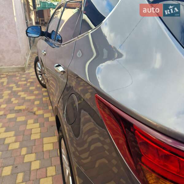 Внедорожник / Кроссовер Hyundai Santa FE 2016 в Подольске