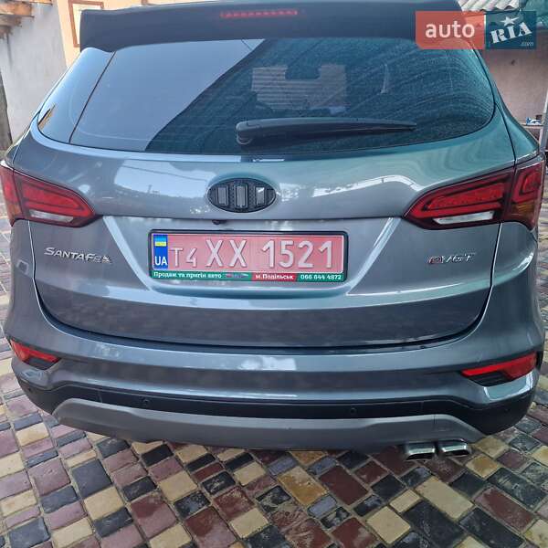 Внедорожник / Кроссовер Hyundai Santa FE 2016 в Подольске