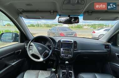 Позашляховик / Кросовер Hyundai Santa FE 2011 в Чернівцях