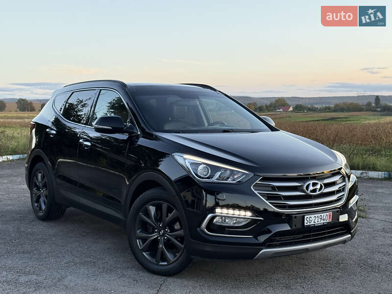 Внедорожник / Кроссовер Hyundai Santa FE 2015 в Радивилове