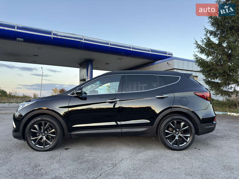 Внедорожник / Кроссовер Hyundai Santa FE 2015 в Радивилове
