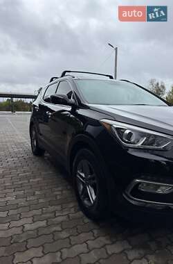 Внедорожник / Кроссовер Hyundai Santa FE 2016 в 