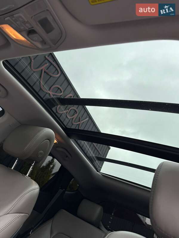 Внедорожник / Кроссовер Hyundai Santa FE 2016 в Львове