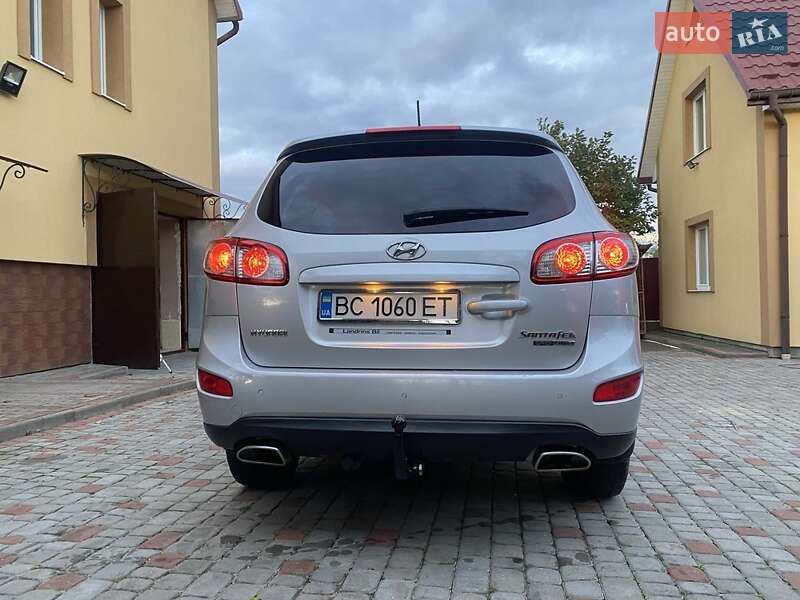Позашляховик / Кросовер Hyundai Santa FE 2011 в Бориславі