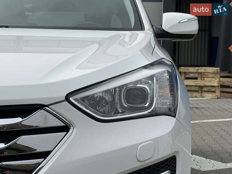 Внедорожник / Кроссовер Hyundai Santa FE 2014 в Ровно