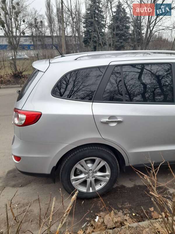 Позашляховик / Кросовер Hyundai Santa FE 2010 в Києві фото 8 Позашляховик / Кросовер Hyundai Santa FE 2010 в Києві