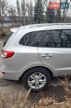 Внедорожник / Кроссовер Hyundai Santa FE 2010 в 