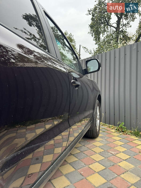 Внедорожник / Кроссовер Hyundai Santa FE 2011 в Киеве