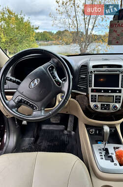 Внедорожник / Кроссовер Hyundai Santa FE 2011 в 