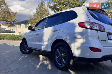 Внедорожник / Кроссовер Hyundai Santa FE 2011 в 