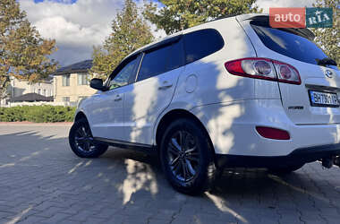 Внедорожник / Кроссовер Hyundai Santa FE 2011 в 