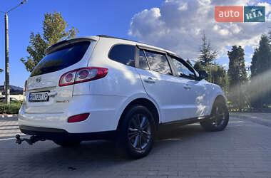 Внедорожник / Кроссовер Hyundai Santa FE 2011 в 