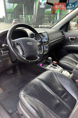 Внедорожник / Кроссовер Hyundai Santa FE 2011 в 