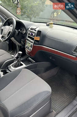 Внедорожник / Кроссовер Hyundai Santa FE 2009 в 