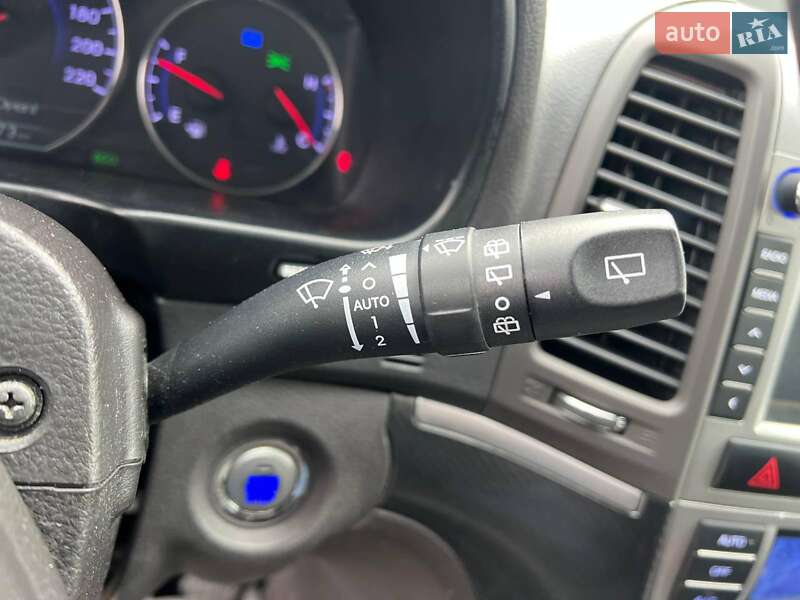 Внедорожник / Кроссовер Hyundai Santa FE 2012 в Львове