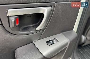 Внедорожник / Кроссовер Hyundai Santa FE 2012 в 