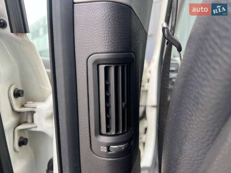 Внедорожник / Кроссовер Hyundai Santa FE 2012 в Львове