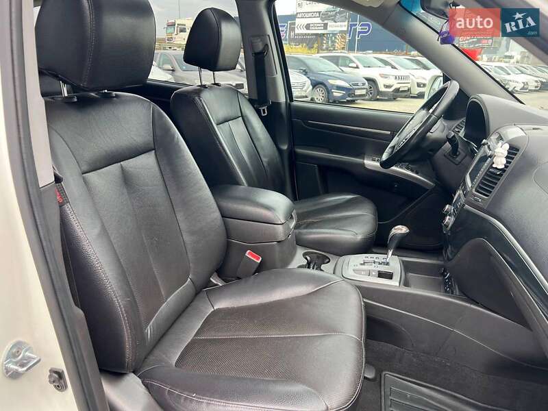 Внедорожник / Кроссовер Hyundai Santa FE 2012 в Львове