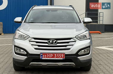 Внедорожник / Кроссовер Hyundai Santa FE 2014 в 