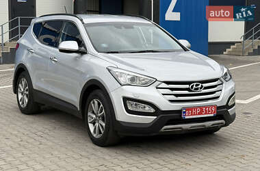 Внедорожник / Кроссовер Hyundai Santa FE 2014 в 