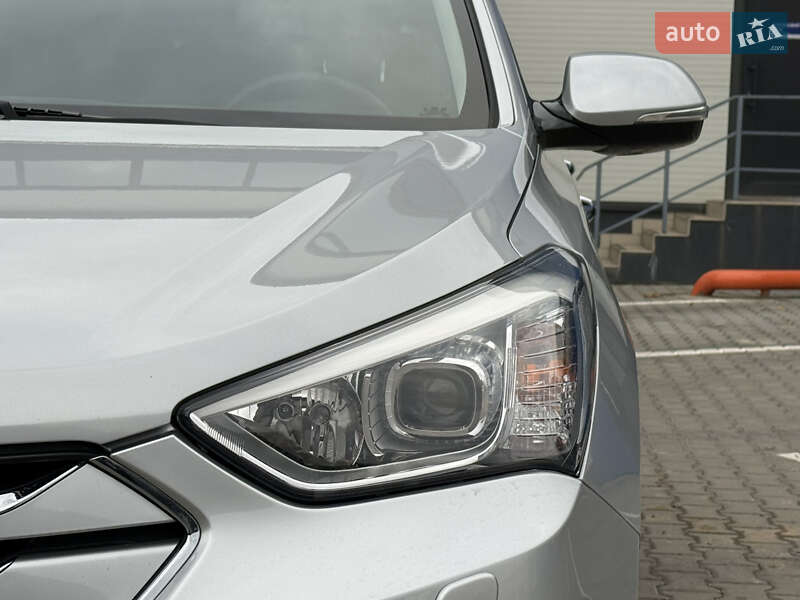Внедорожник / Кроссовер Hyundai Santa FE 2014 в Ровно фото 18 Внедорожник / Кроссовер Hyundai Santa FE 2014 в Ровно