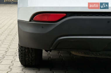 Внедорожник / Кроссовер Hyundai Santa FE 2014 в 