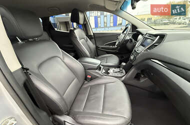 Внедорожник / Кроссовер Hyundai Santa FE 2014 в 