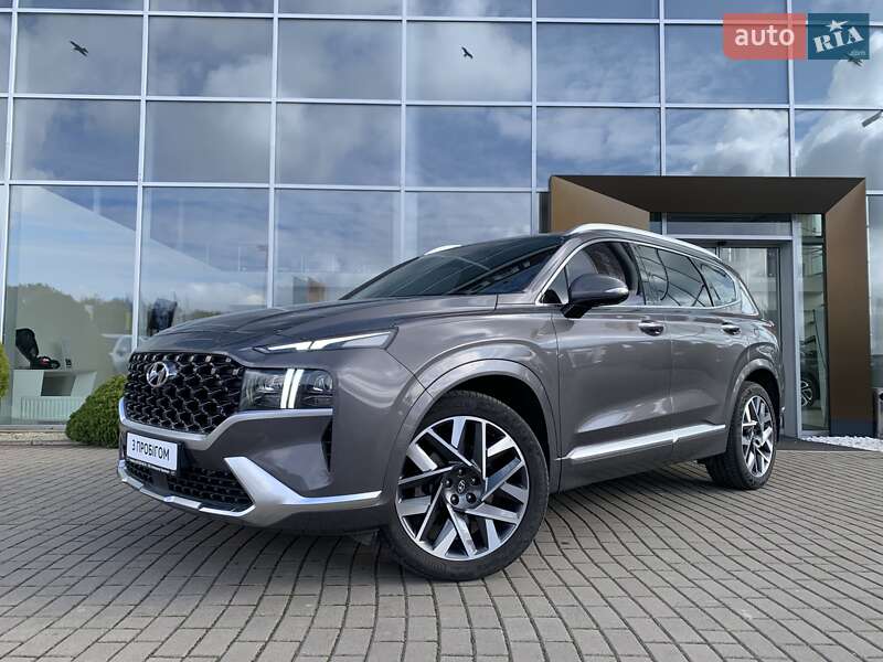 Внедорожник / Кроссовер Hyundai Santa FE 2021 в 