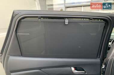 Внедорожник / Кроссовер Hyundai Santa FE 2021 в 