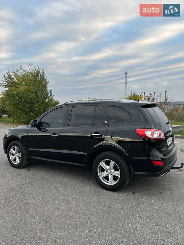 Позашляховик / Кросовер Hyundai Santa FE 2011 в Шаргороді