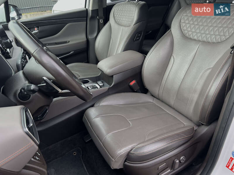 Внедорожник / Кроссовер Hyundai Santa FE 2019 в Луцке фото 28 Внедорожник / Кроссовер Hyundai Santa FE 2019 в Луцке