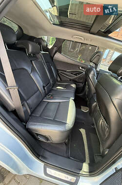 Внедорожник / Кроссовер Hyundai Santa FE 2012 в 