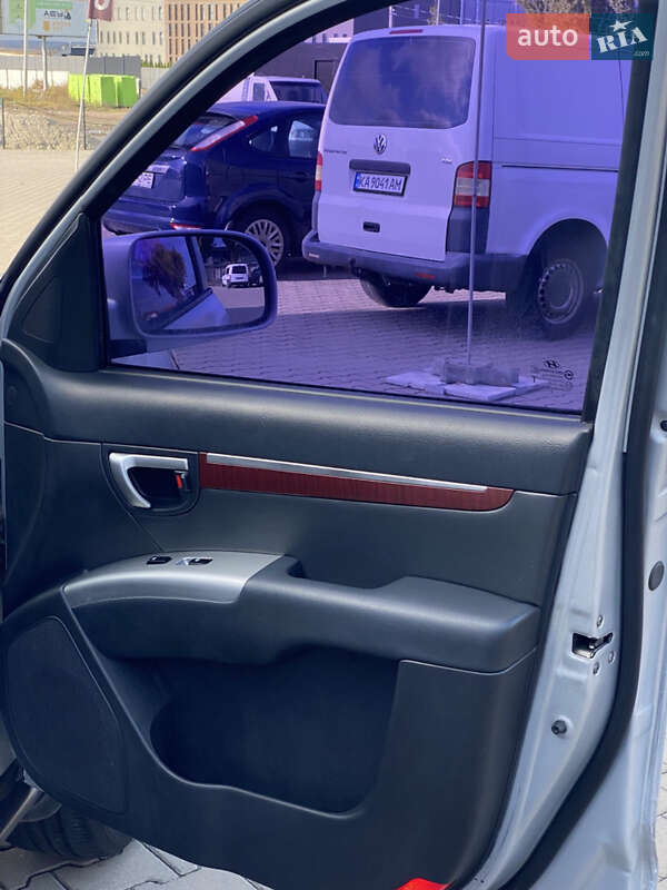 Внедорожник / Кроссовер Hyundai Santa FE 2008 в Киеве