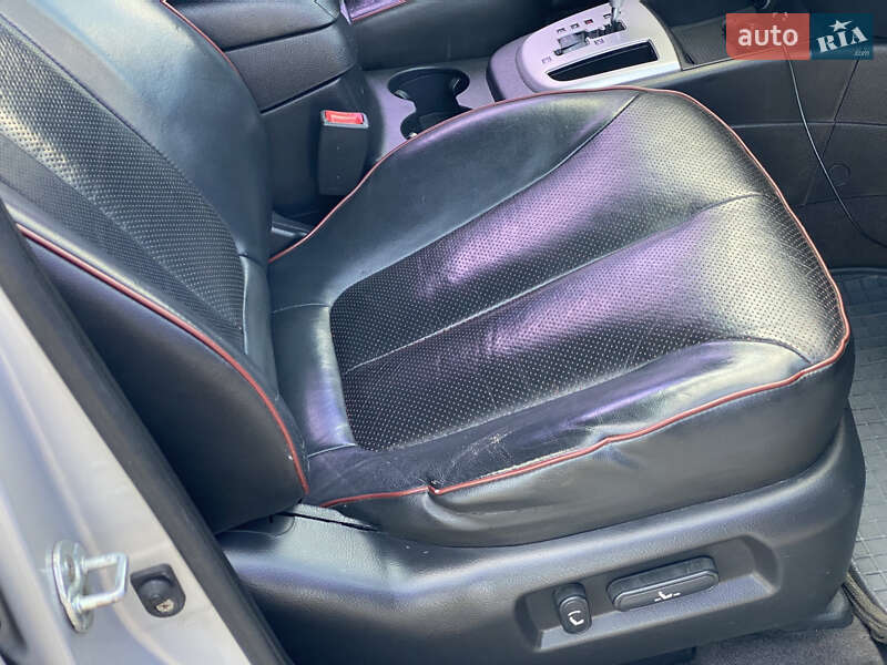 Внедорожник / Кроссовер Hyundai Santa FE 2008 в Киеве